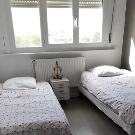 Appt 5 ème étage En Duplex Vue 5 à 6 Personnes * Dunkirk